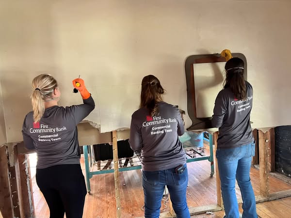 Disaster Relief Community Involvement Image 2